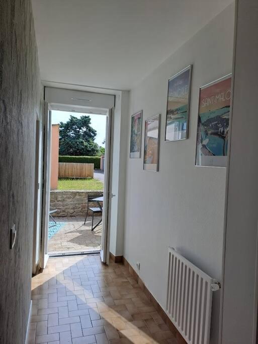 Apartamento Chez Beatrice Saint-Jouan-des-Guérets Exterior foto